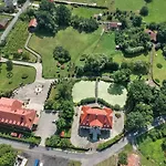 Zespol Palacowo-parkowy Badzow 3*