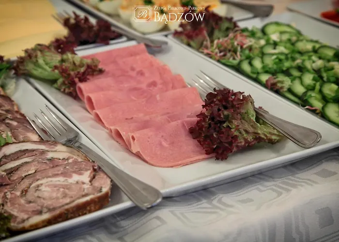 Herberg Zespol Palacowo-parkowy Badzow