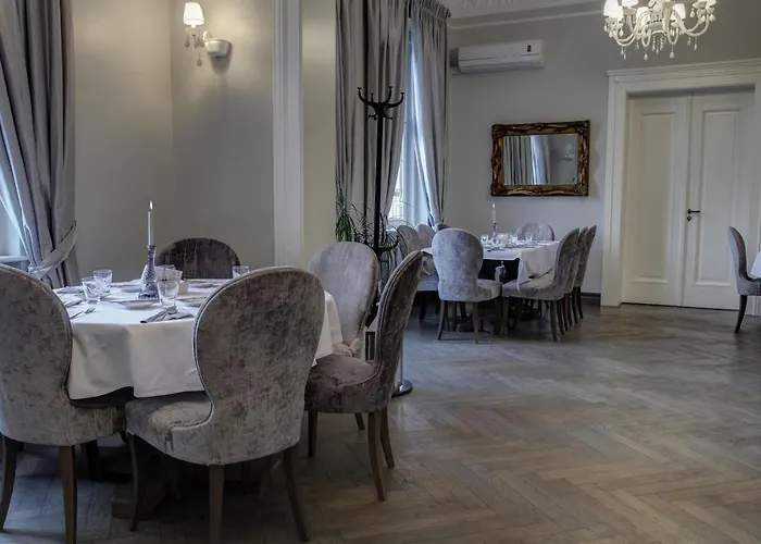 Herberg Zespol Palacowo-parkowy Badzow Polkowice